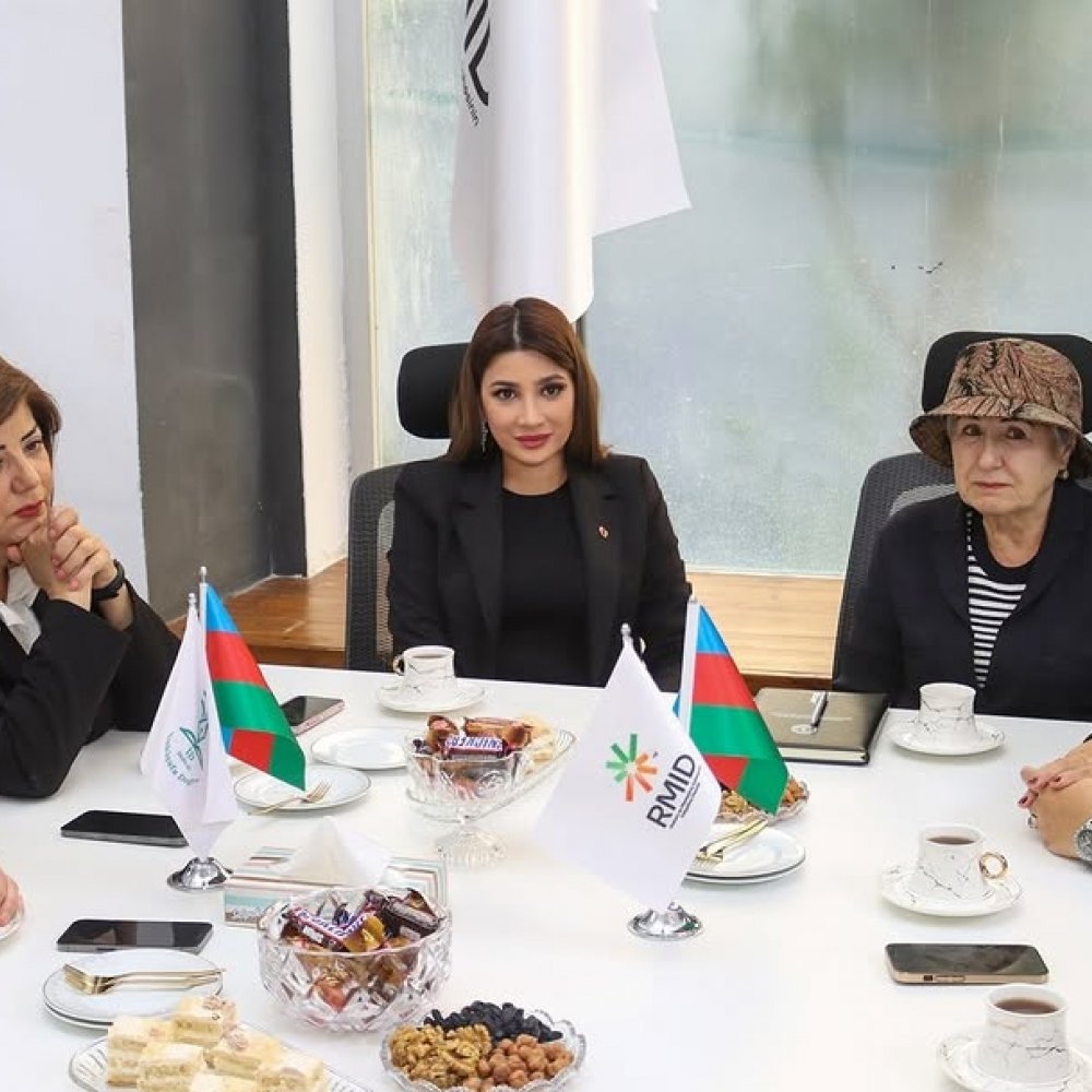 RMİD və “İnkişafa Doğru” İctimai Birliyi arasında memorandum imzalandı